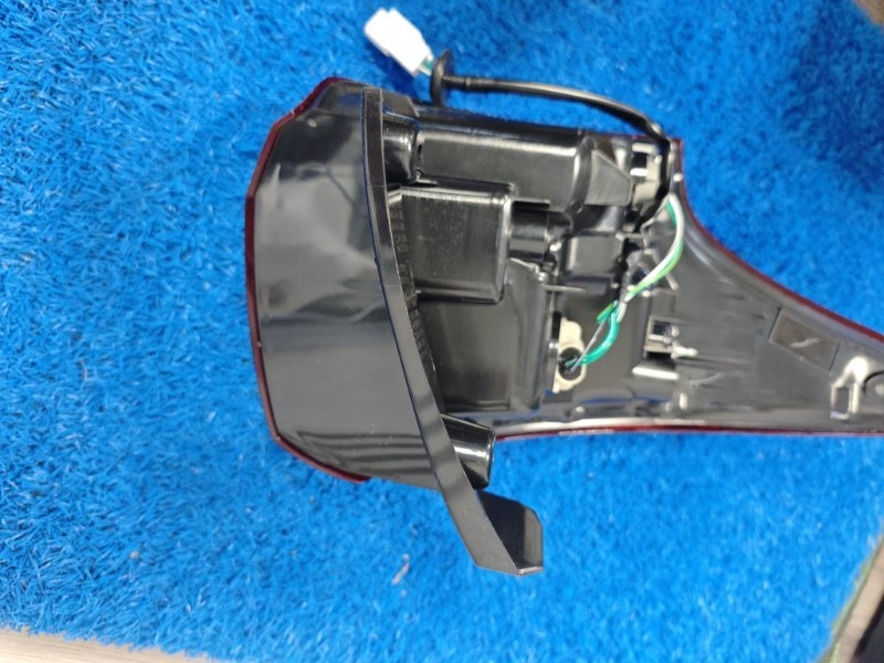 Стоп-сигнал задний правый Outlander 2016-2021