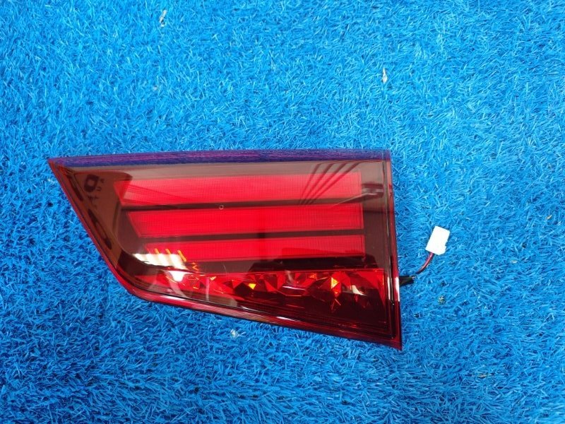 Стоп вставка задний правый Mitsubishi Outlander 2016-2021 новая