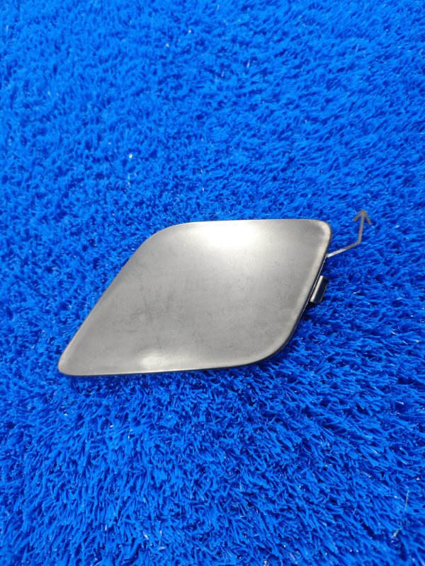 Заглушка бампера передняя правая UX200 2019-2021