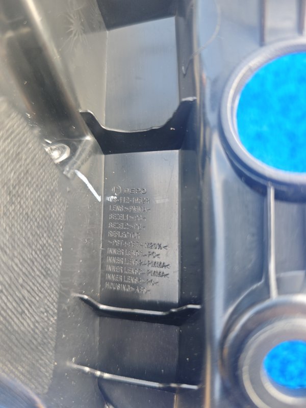 Стоп-сигнал задний правый Rav4 2016-2019 40 Стоп-сигнал задний правый Rav4 2016-2019 40