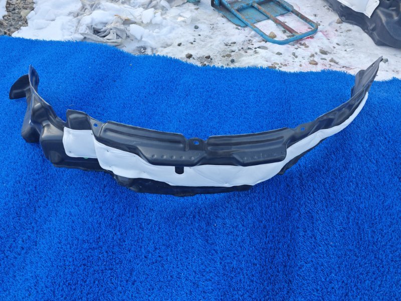 Подкрылок передний правый Prado 1996-2002