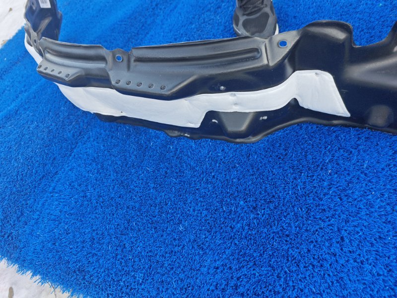 Подкрылок передний левый Prado 1996-2002