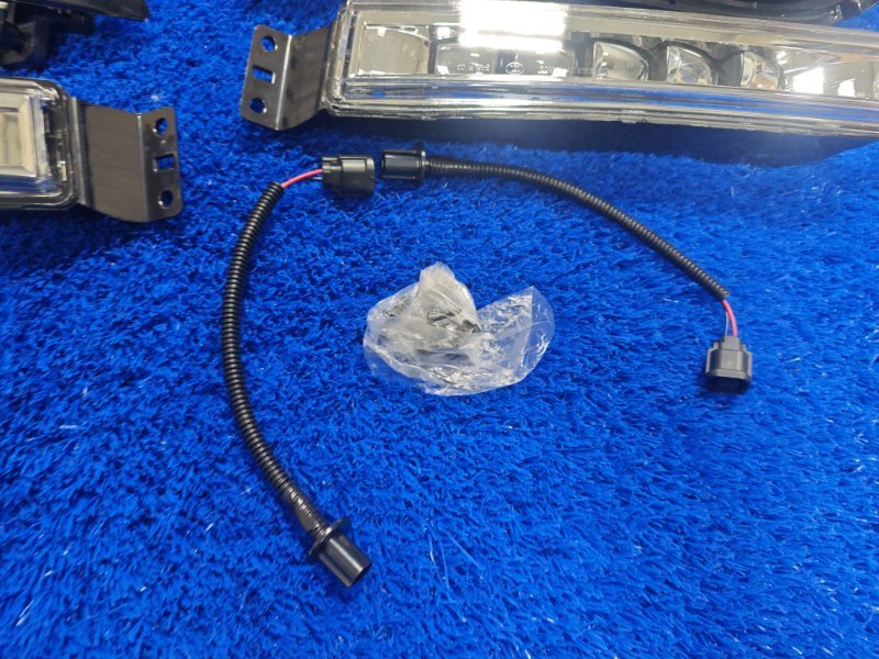 Туманки передние Vezel 2013-2018 RU