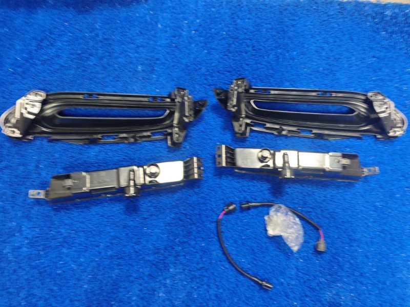 Туманки передние Vezel 2013-2018 RU