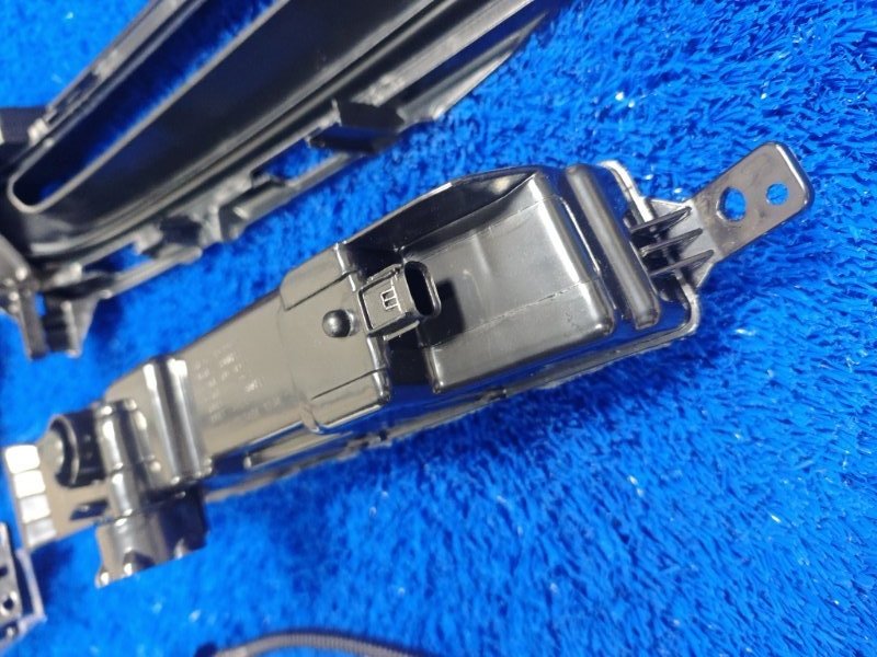 Туманки передние Vezel 2013-2018 RU