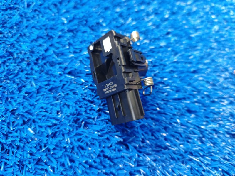 Датчик парковки передний Land Cruiser 2008-2011