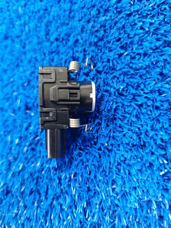 Датчик парковки передний toyota Land Cruiser