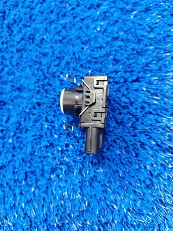 Датчик парковки передний Land Cruiser 2008-2011