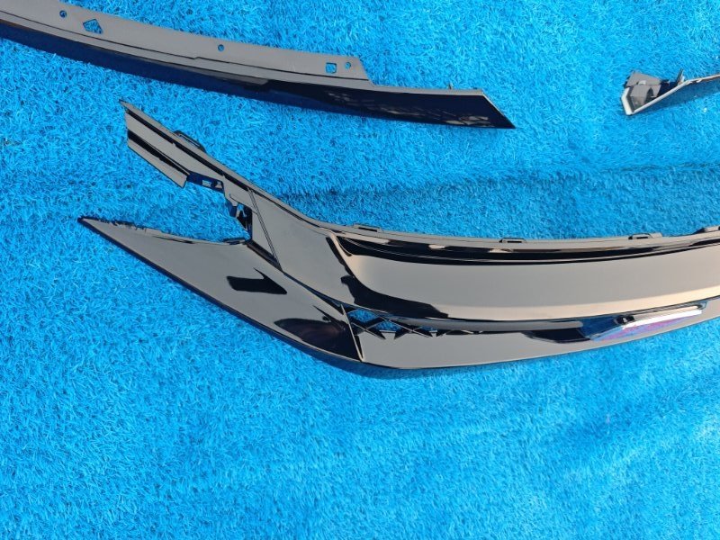 Решетка радиатора передняя Civic 2019-2021