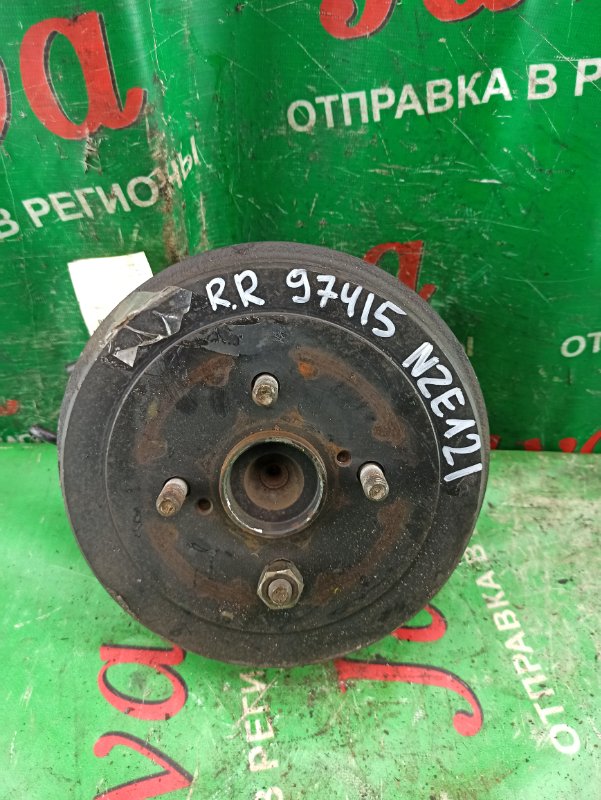Ступица Toyota Corolla Runx NZE121 1NZ-FE 2004 задняя правая (б/у) 2WD. ABS