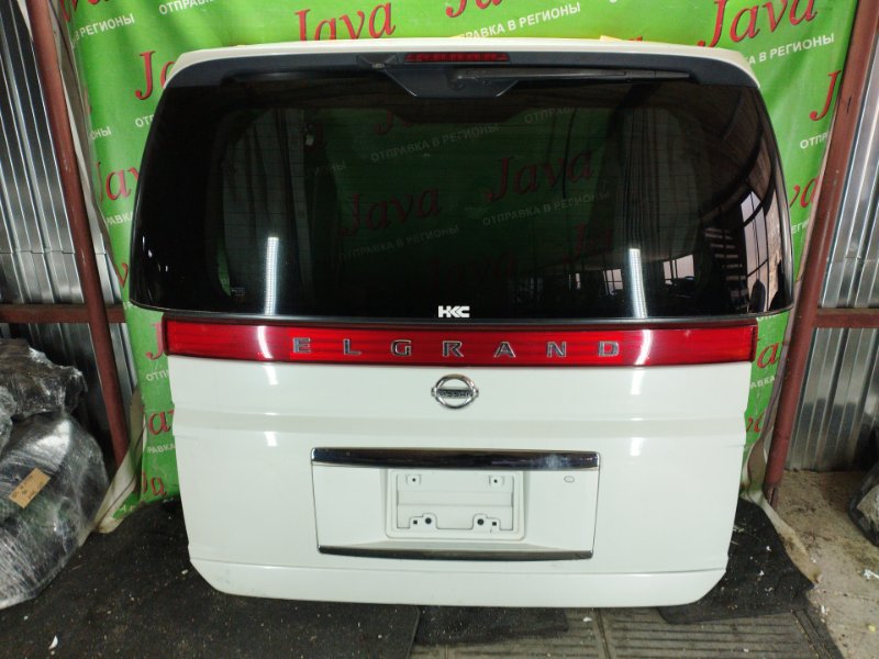 Дверь задняя Nissan Elgrand E51 VQ35DE 2009 задняя (б/у) ПОТЕРТОСТИ. МЕТЛА. КАМЕРА. СПОЙЛЕР