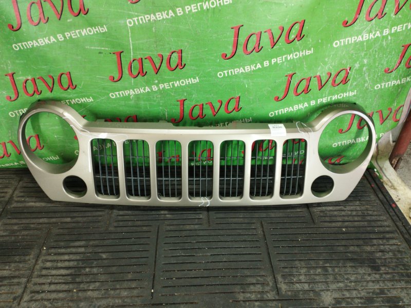 Решетка радиатора Jeep Cherokee KJ EKG 2006 передняя (б/у) 1J8GM48K46W223320.ЛОМ РЕШЕТКИ. ЛОМ КРЕПЛЕНИЯ.