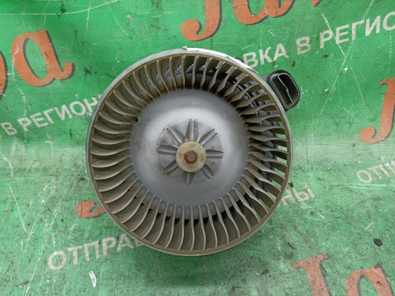 Мотор печки Toyota Allion ZRT261 3ZR-FAE 2011 передний (б/у) 272700-8073