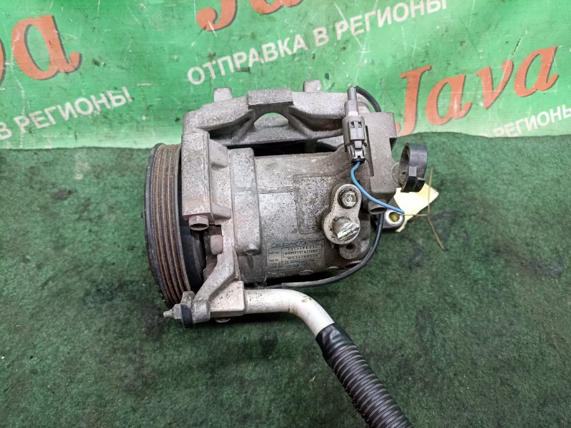 Компрессор кондиционера Subaru Impreza GDA EJ205 2003 (б/у) 73111FE030