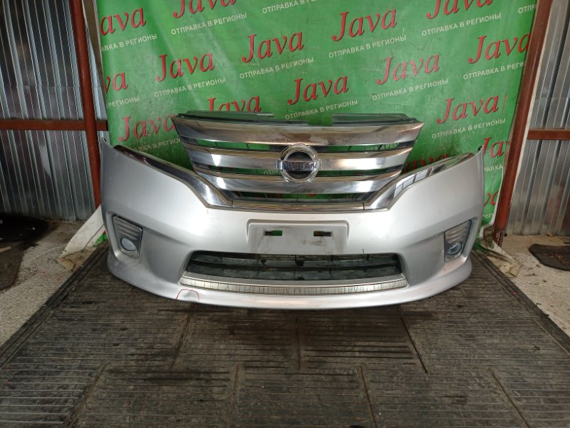 Бампер Nissan Serena FC26 MR20DD 2011 передний (б/у) 1-я МОДЕЛЬ. ПОТЕРТОСТИ. ЛОМ НИЖНИХ КРЕПЛЕНИЙ. ТЫЧКА. ТРЕЩИНЫ НА НИЖНЕЙ ПЛАНКЕ