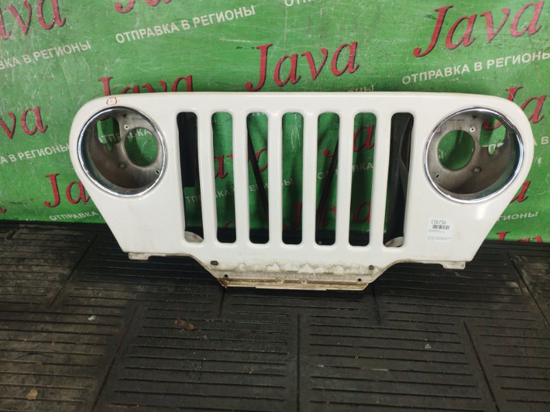 Решетка радиатора Jeep Wrangler TJ ERH 2003 передняя (б/у) ПОТЕРТОСТИ. ТЫЧКА