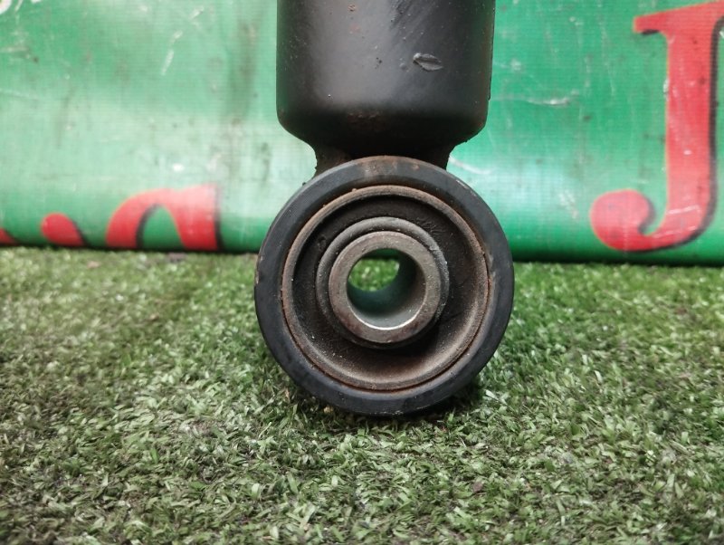 Стойка передняя левая MARK X 2008 GRX120 4GR-FSE