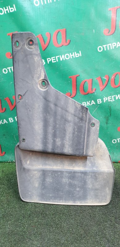 Брызговик задний правый TOYOTA LAND CRUISER UZJ100 2UZ-FE Брызговик задний правый TOYOTA LAND CRUISER UZJ100 2UZ-FE