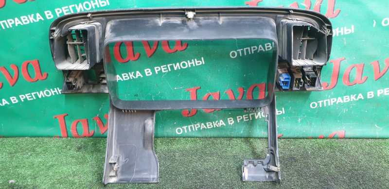 Консоль под щиток приборов ELF 2001 NKR71 4HG1 Консоль под щиток приборов ELF 2001 NKR71 4HG1