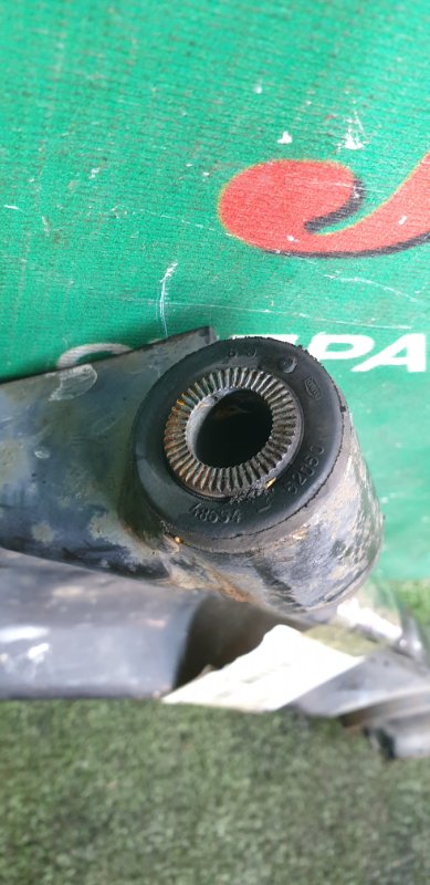 Рычаг нижний передний левый TOYOTA RACTIS NCP120 1NZ-FE