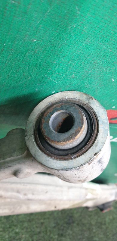 Рычаг нижний передний левый SUBARU LEGACY BR9 EJ255