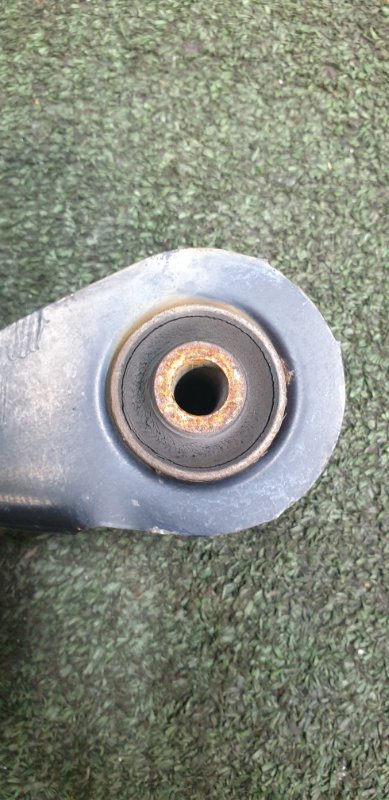 Рычаг верхний передний правый CROWN 2008 GRS182 3GR-FSE