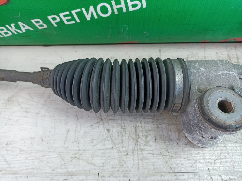 Рулевая рейка передняя для TOYOTA AQUA NHP10 1NZ-FXE 2 ракурс Рулевая рейка передняя для TOYOTA AQUA NHP10 1NZ-FXE 2 ракурс