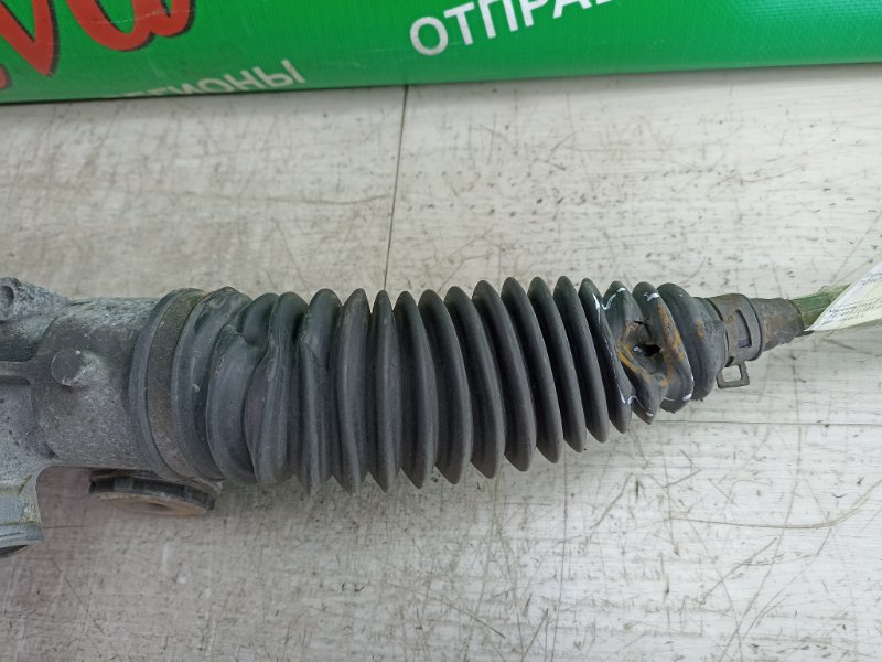 Рулевая рейка передняя для TOYOTA AQUA NHP10 1NZ-FXE 3 ракурс Рулевая рейка передняя для TOYOTA AQUA NHP10 1NZ-FXE 3 ракурс
