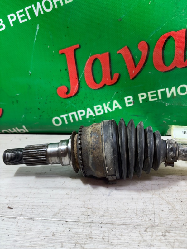 Привод правый передний для NISSAN CLIPPER U72V 3G83 2 ракурс Привод правый передний для NISSAN CLIPPER U72V 3G83 2 ракурс