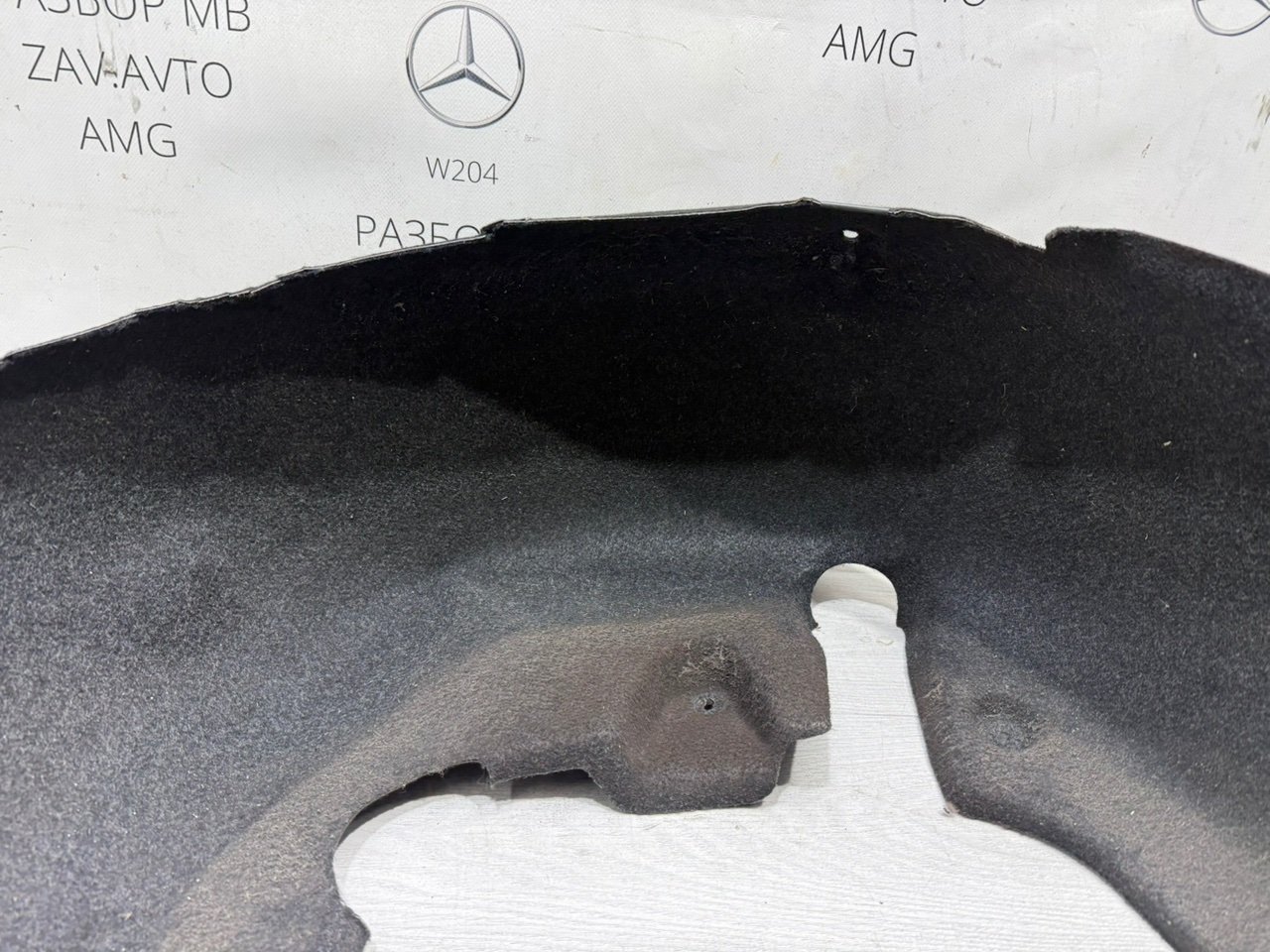 Подкрылок задний левый W204 2013 M271.8