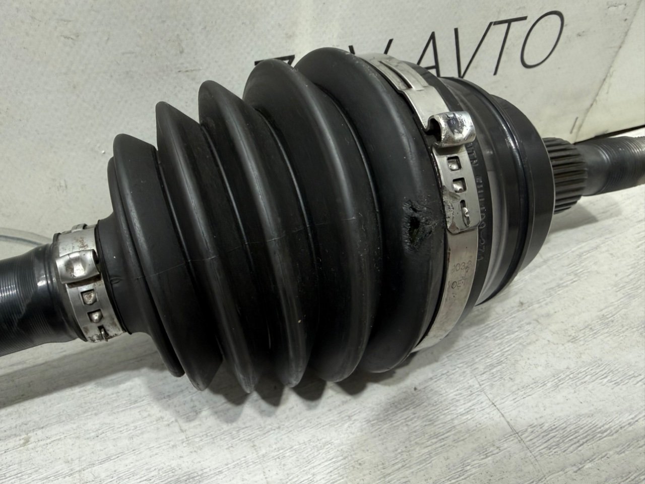 Привод передний правый W166