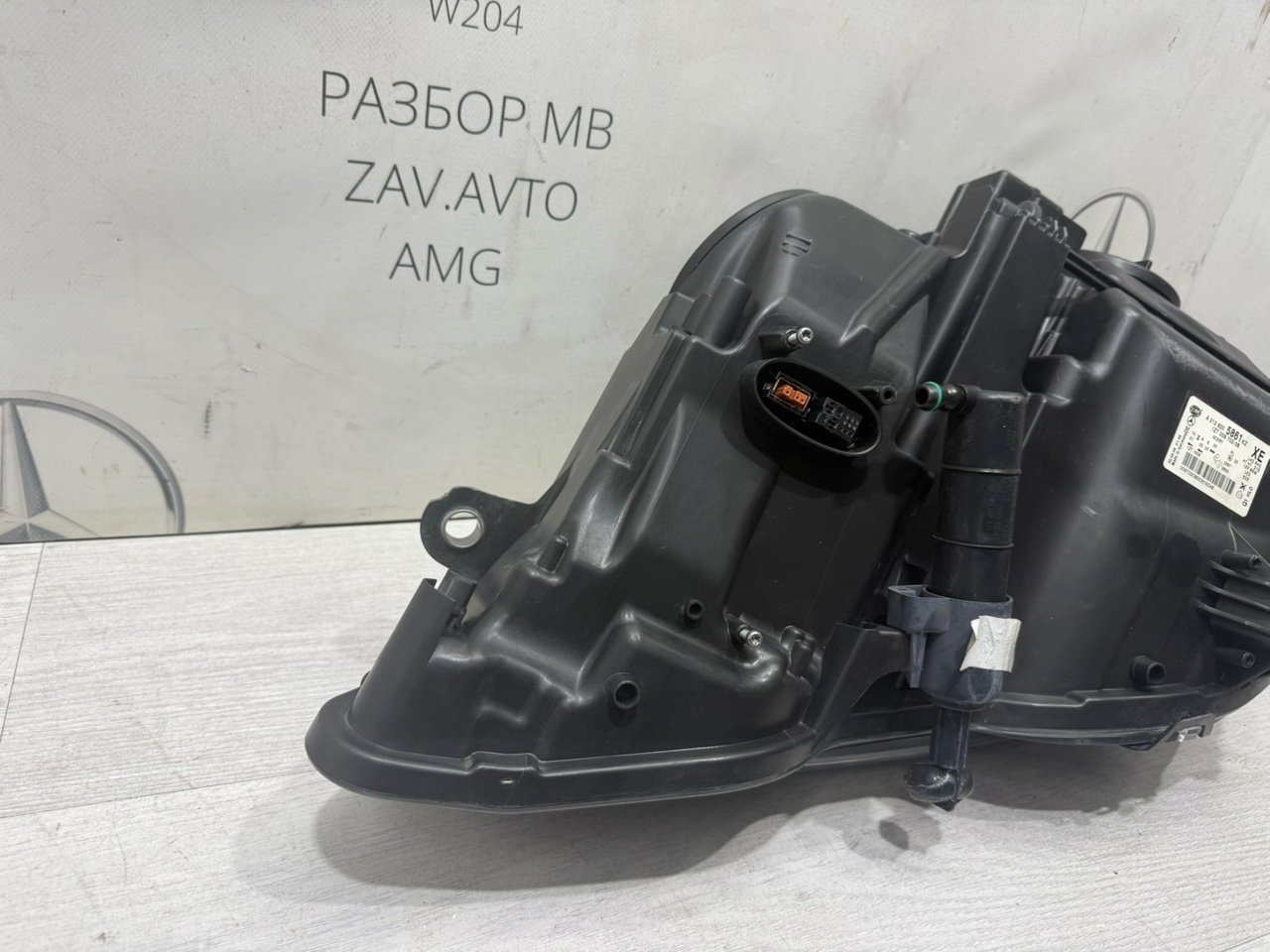 Фара правая E-class W212