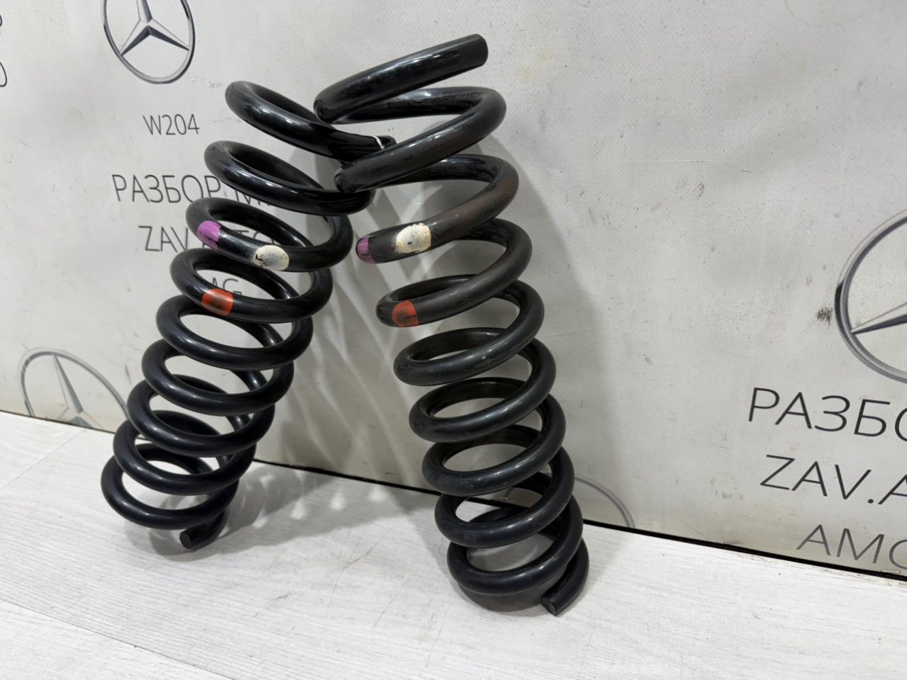 Пружина подвески задняя GLK X204