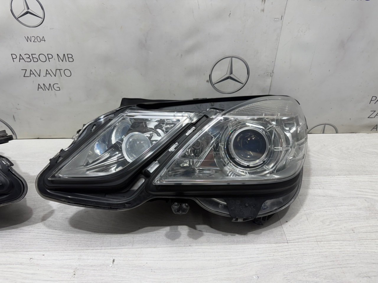 Фара E-class W212