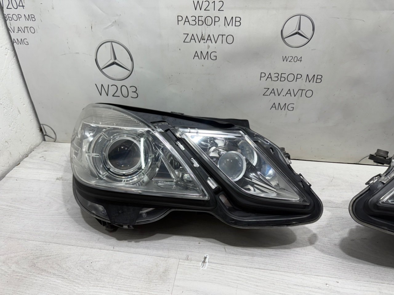 Фара Mercedes-Benz E-class W212