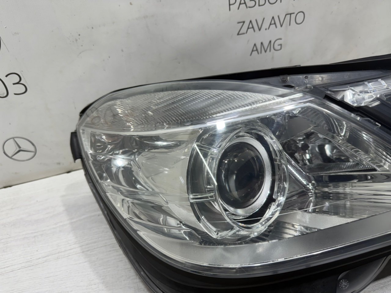 Фара E-class W212