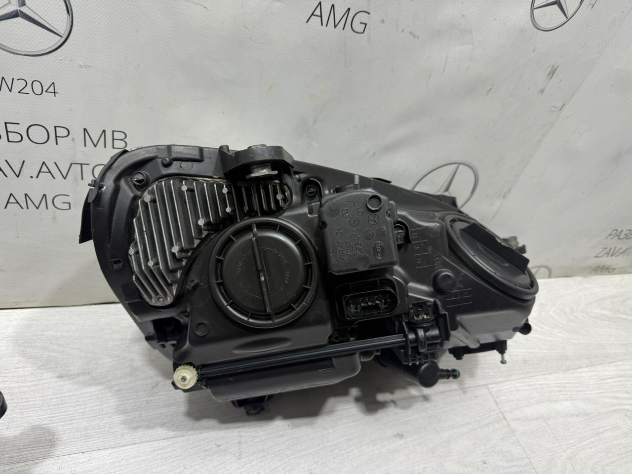 Фара E-class W212