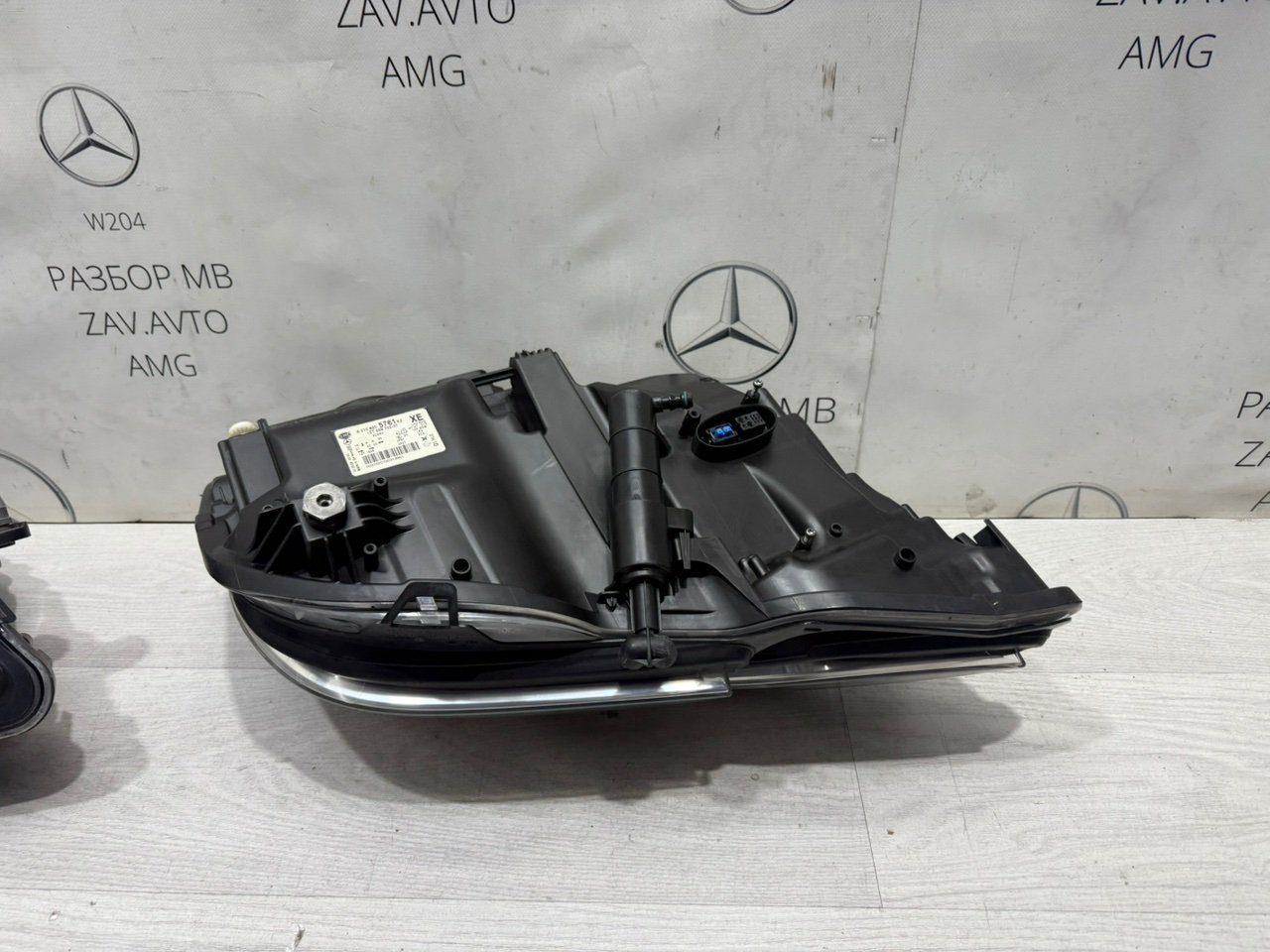 Фара E-class W212