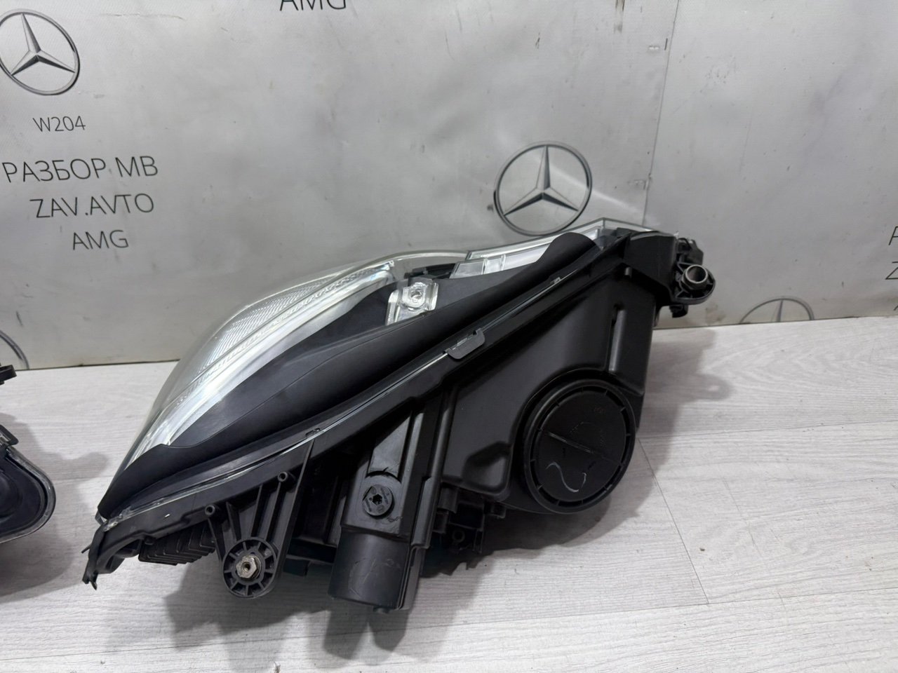 Фара E-class W212