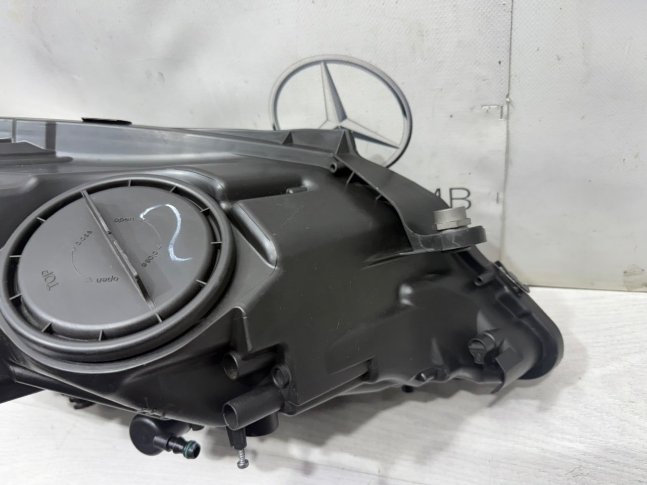 Фара E-class W212