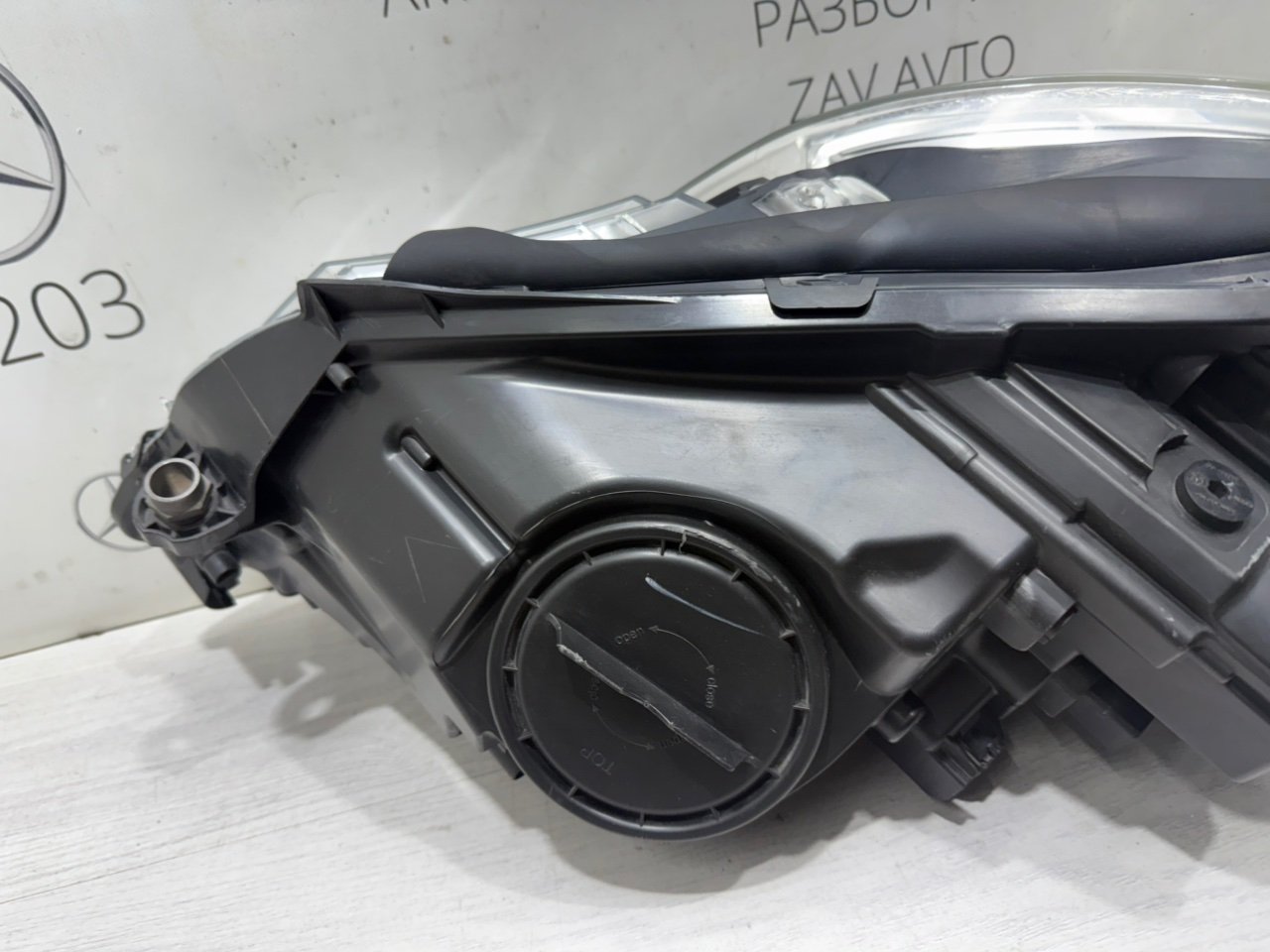 Фара E-class W212