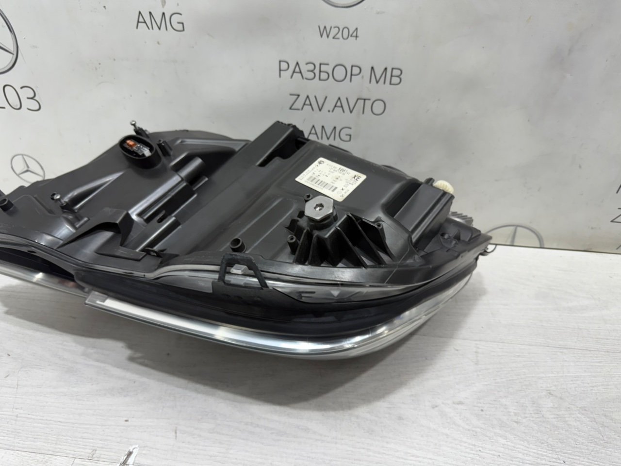 Фара E-class W212