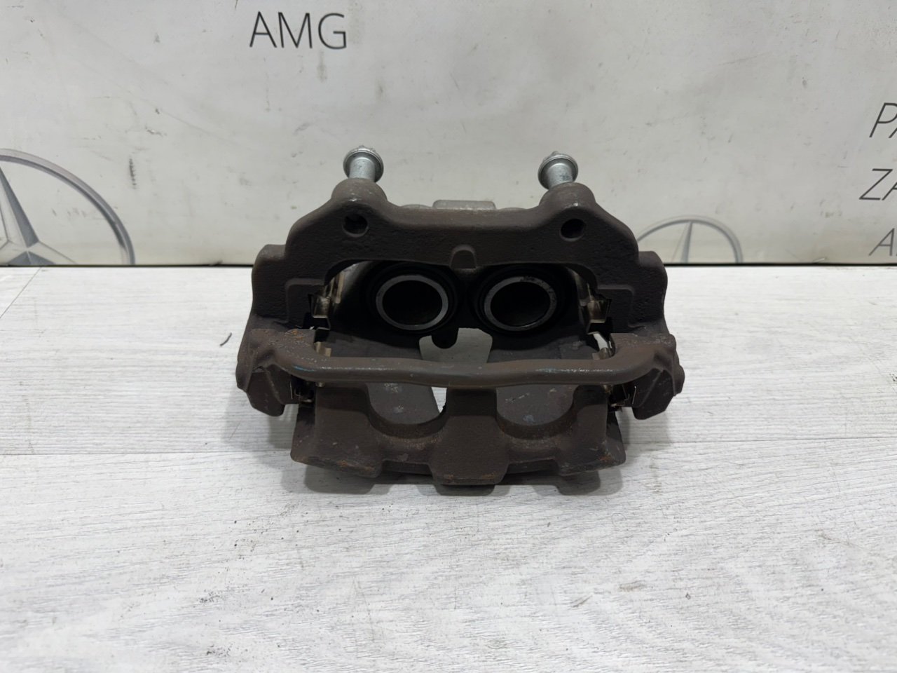 Суппорт тормозной передний левый Mercedes-Benz GLK X204 A2044214181 Б/У