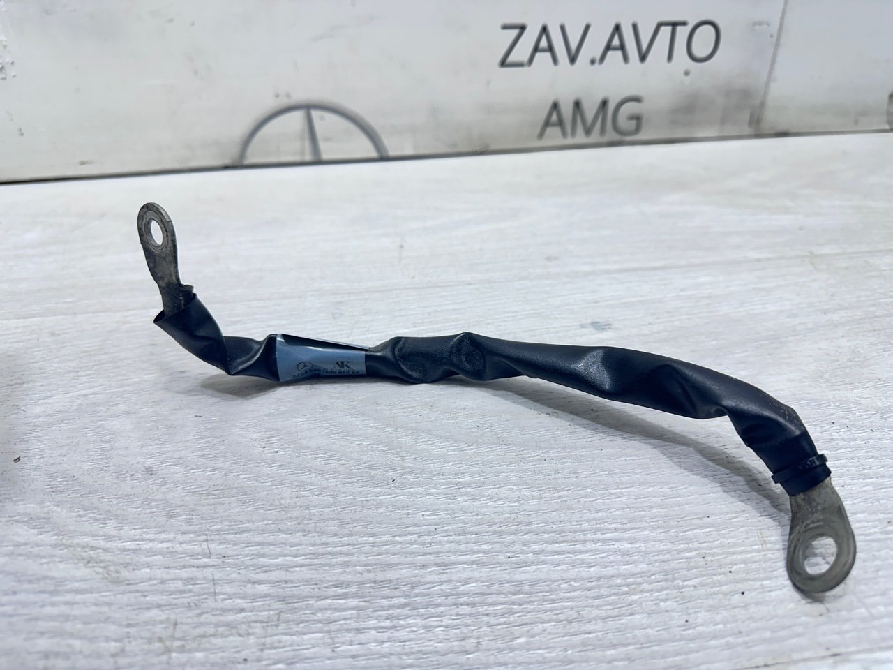 Клемма аккумулятора минус Mercedes-Benz C-class W204 Клемма аккумулятора минус Mercedes-Benz C-class W204
