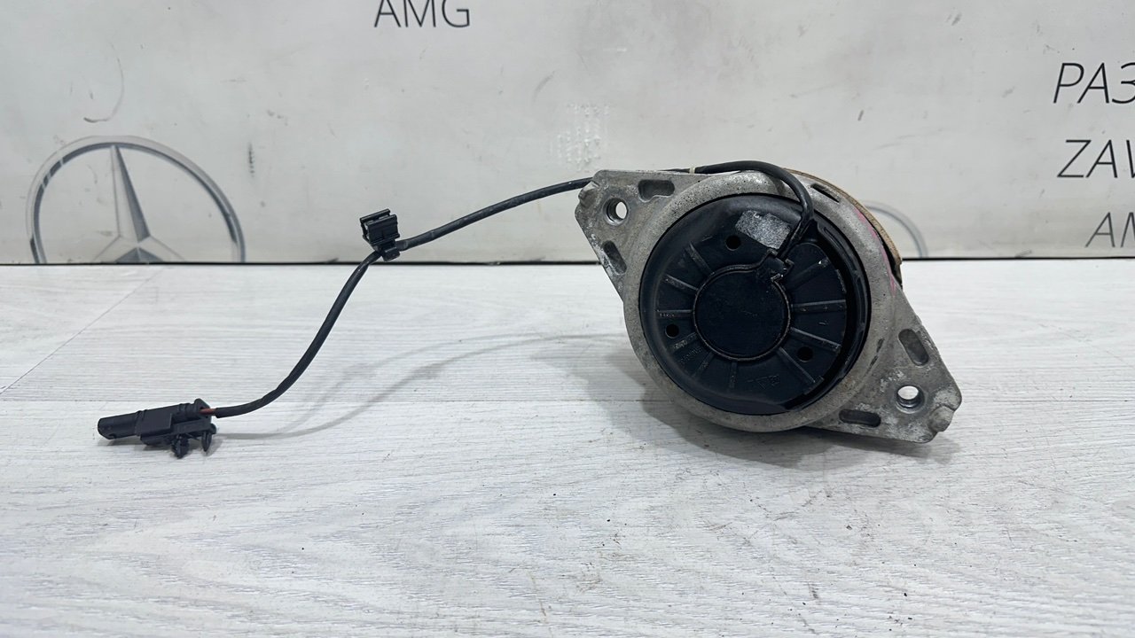 Подушка Mercedes W166 OM642
