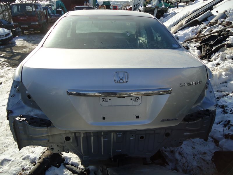 Стекло заднее Honda Legend KB1 J35A 2004 заднее (б/у)