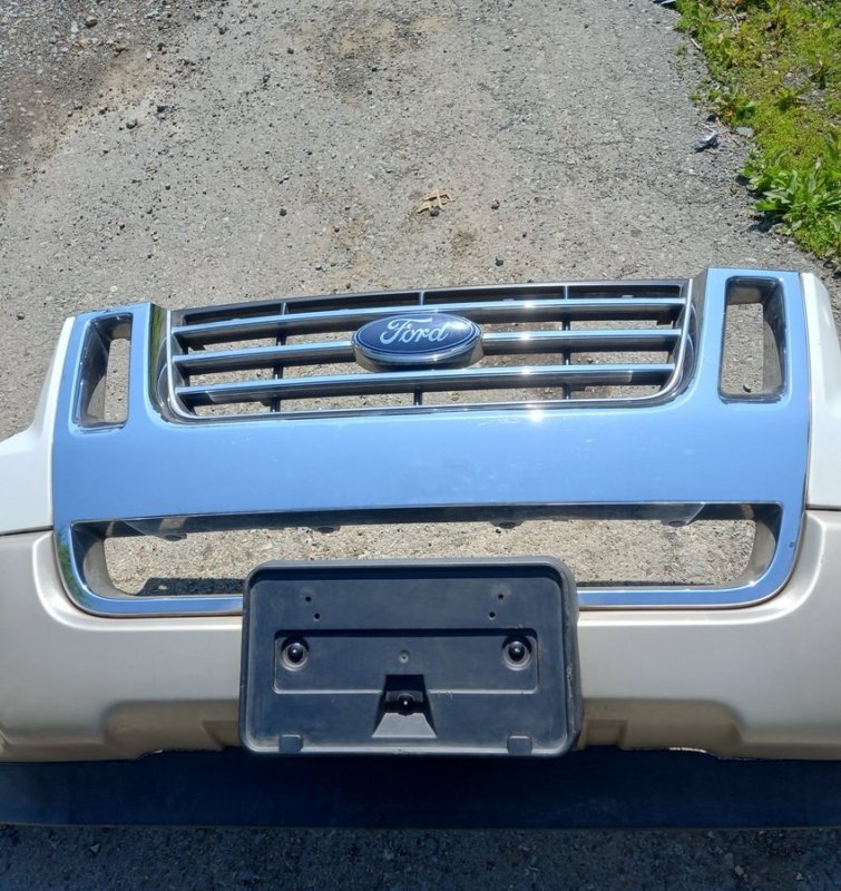 Бампер Ford Explorer U251 U251 TRITON V8 (4.6L) 2007 передний (б/у)