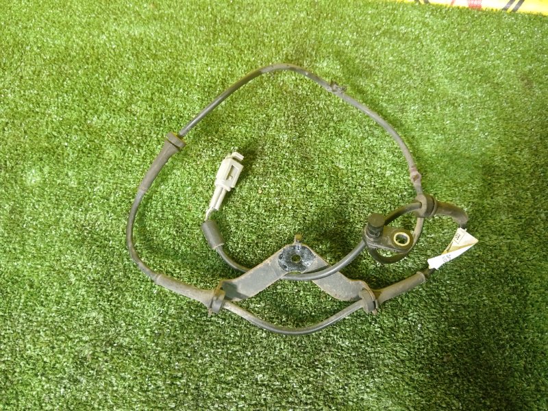 Датчик ABS задний левый NISSAN DUALIS KJ10 MR20DE Датчик ABS задний левый NISSAN DUALIS KJ10 MR20DE