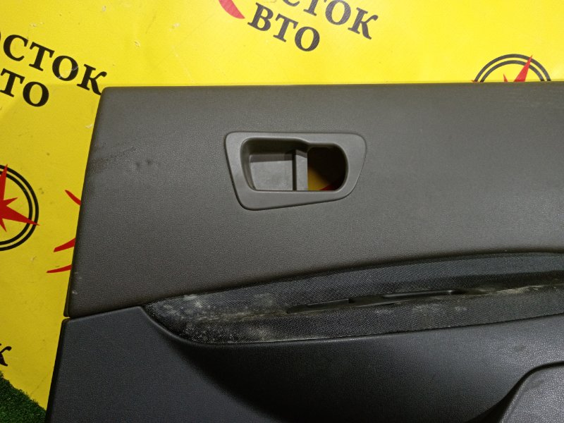 Обшивка двери задняя правая DUALIS 2009 KJ10 MR20DE