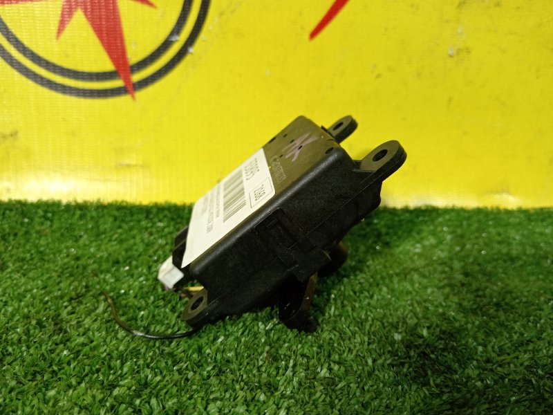 Сервопривод заслонок печки DUALIS 2009 KJ10 MR20DE Сервопривод заслонок печки DUALIS 2009 KJ10 MR20DE